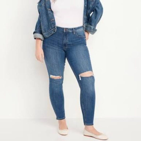 NWT Old Navy Plus Size Rockstar Super Skinny High Rise - Picture 1 of 11